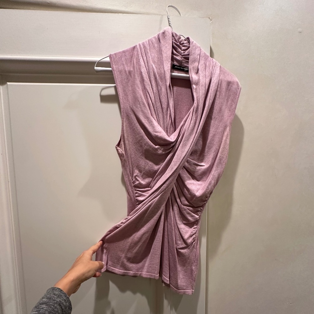 Sexy yet classy pink sleeveless knit top Size Small